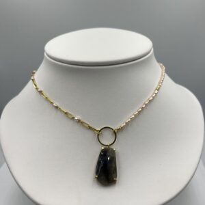 Collier Argent 925 Doré & Labradorite avec Perles Douces – Reflets Envoûtants